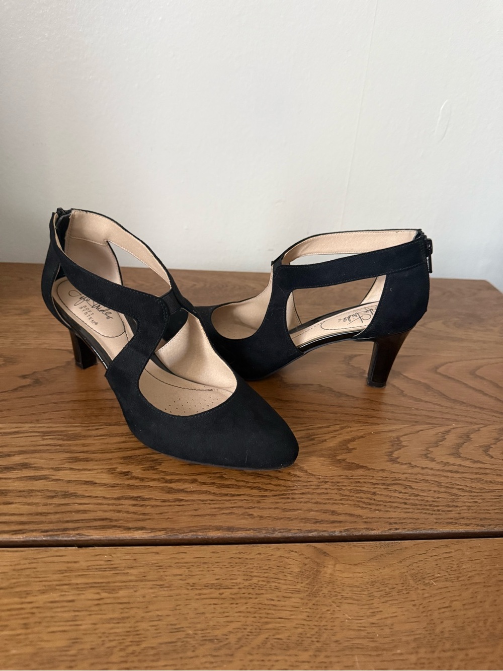 Black Strappy Mid-Heel Pumps with Cutout Detail